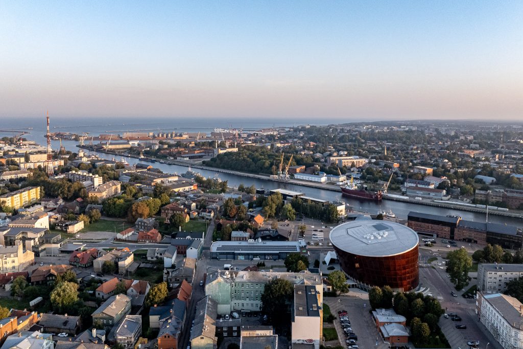 Liepājas pilsētas skats no augšas