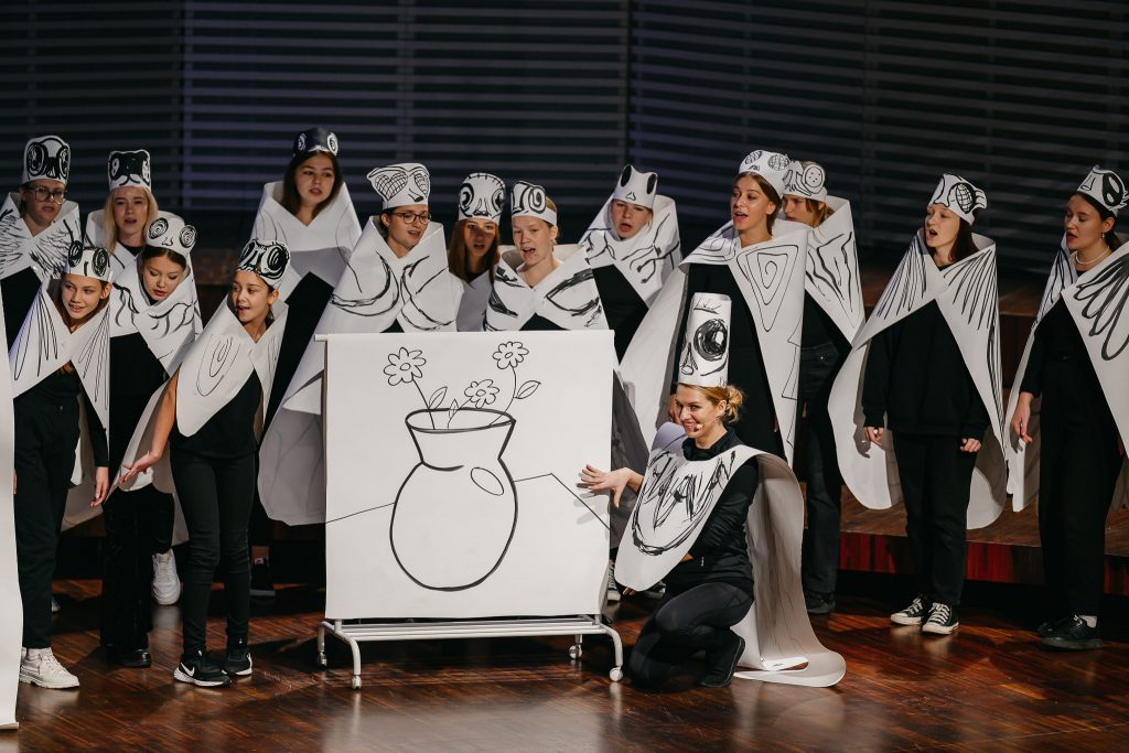 Skats no izrādes