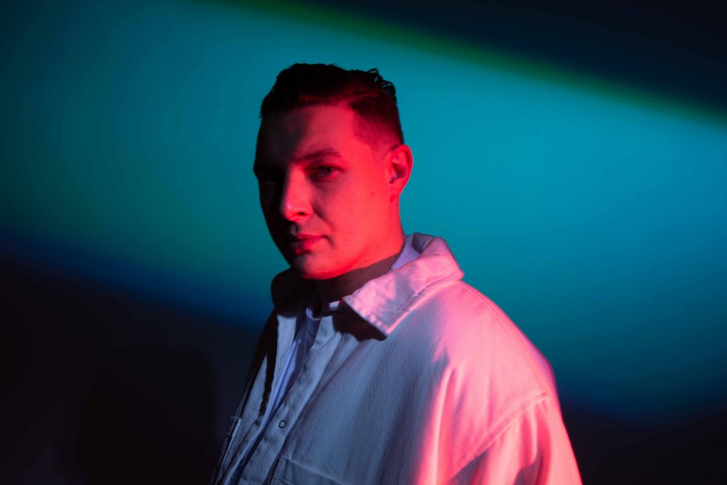 John Newman mūziķis no Anglijas