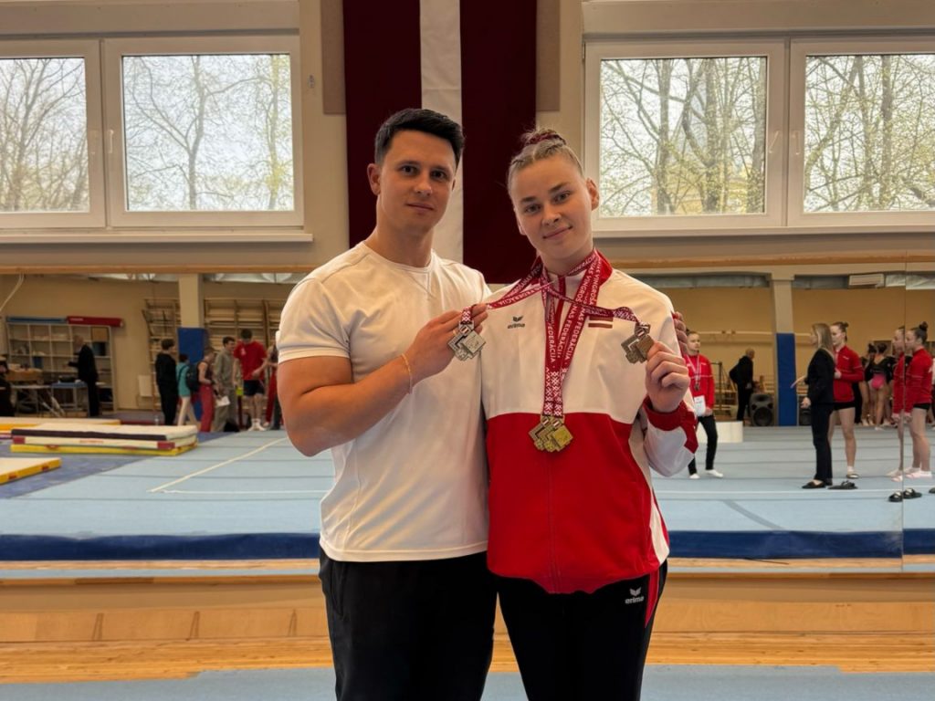 Sporta vingrotāja pēc sacensībām