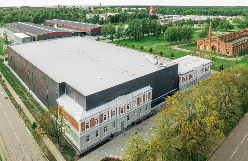SIA “EB Liepāja” biroja un ražošanas ēka Karostas Industriālajā parkā